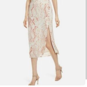 [CUPCAKES & CASHMERE] Snakeskin Print Midi Skirt